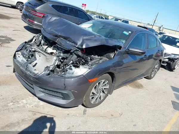 19XFC2F7XGE091720 2016 HONDA CIVIC - Image 2