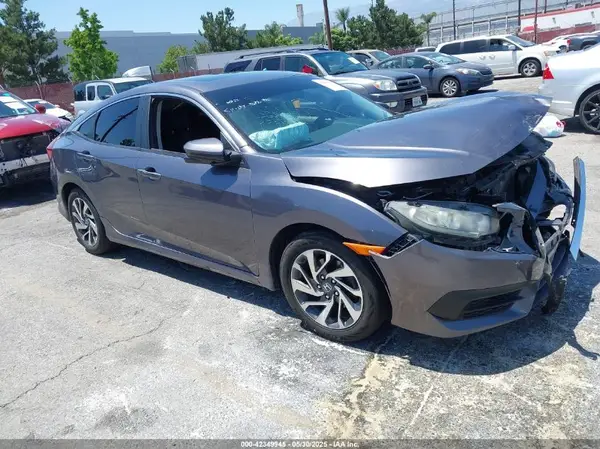 19XFC2F7XGE204338 2016 HONDA CIVIC - Image 1