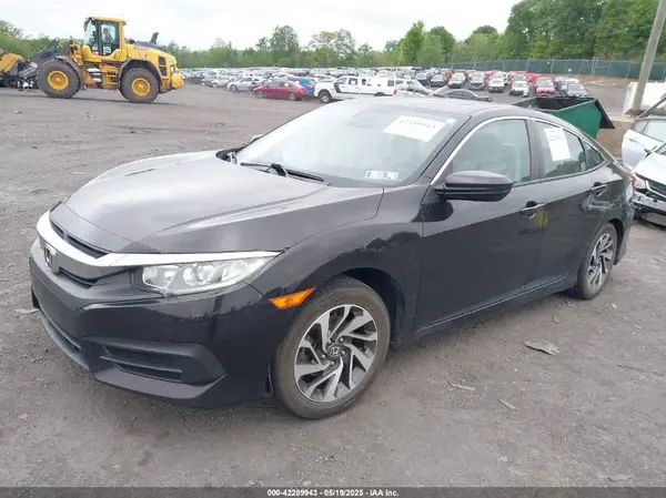 19XFC2F7XGE212472 2016 HONDA CIVIC - Image 2