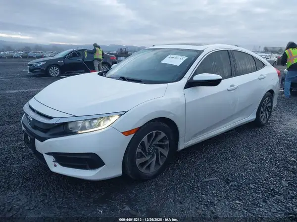 19XFC2F7XGE249036 2016 HONDA CIVIC - Image 2