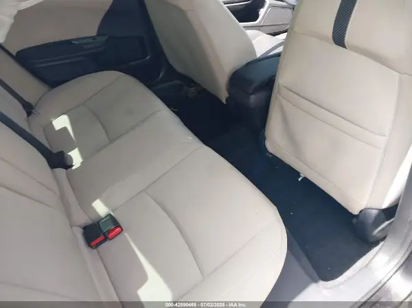 19XFC2F7XHE003945 2017 HONDA CIVIC - Image 8