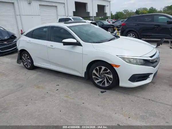 19XFC2F7XHE018056 2017 HONDA CIVIC - Image 1