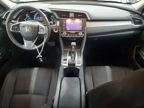 19XFC2F7XHE020003 2017 HONDA CIVIC - Image 8