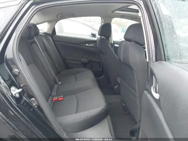 19XFC2F7XHE021250 2017 HONDA CIVIC - Image 8