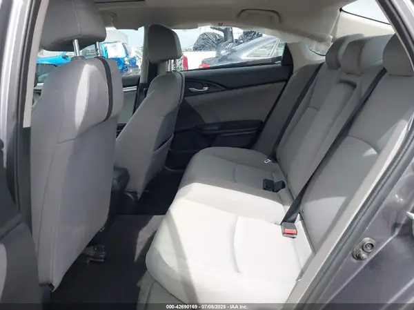 19XFC2F7XHE023841 2017 HONDA CIVIC - Image 8