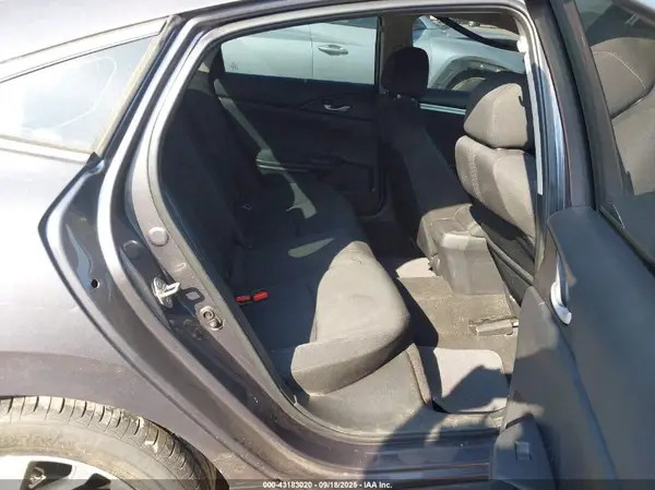 19XFC2F7XHE031583 2017 HONDA CIVIC - Image 8