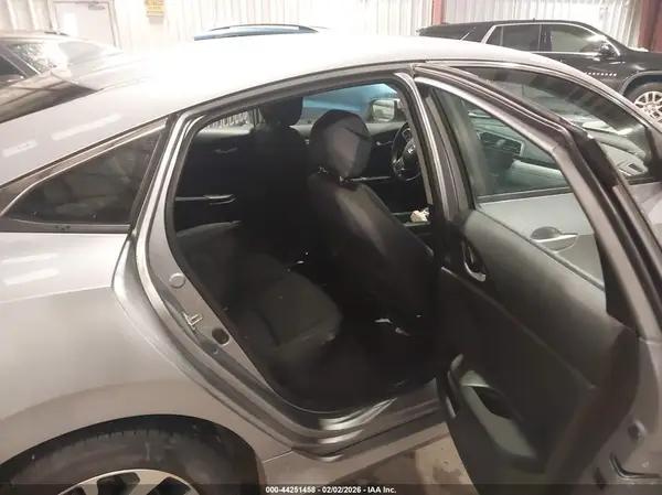 19XFC2F7XHE041501 2017 HONDA CIVIC - Image 8
