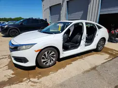 19XFC2F7XHE047332 2017 HONDA CIVIC