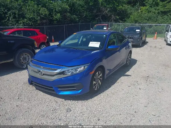 19XFC2F7XHE054121 2017 HONDA CIVIC - Image 2