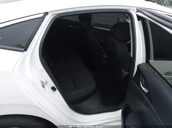 19XFC2F7XHE064924 2017 HONDA CIVIC - Image 8