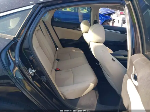 19XFC2F7XHE081688 2017 HONDA CIVIC - Image 8