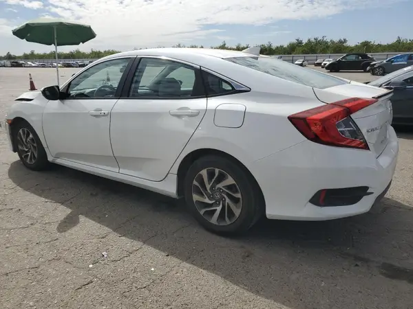 19XFC2F7XHE218726 2017 HONDA CIVIC - Image 2