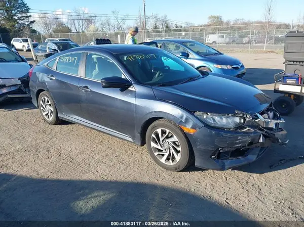 19XFC2F7XHE226583 2017 HONDA CIVIC - Image 1