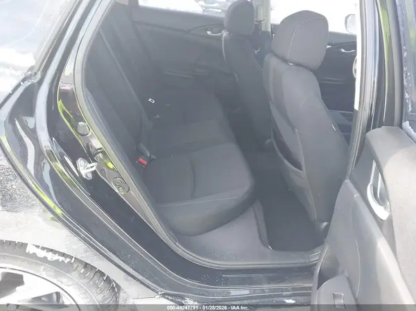 19XFC2F7XJE003949 2018 HONDA CIVIC - Image 8
