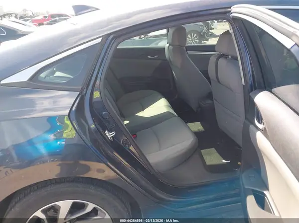 19XFC2F7XJE004759 2018 HONDA CIVIC - Image 8