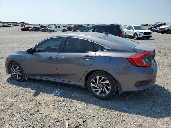 19XFC2F7XJE009458 2018 HONDA CIVIC - Image 2