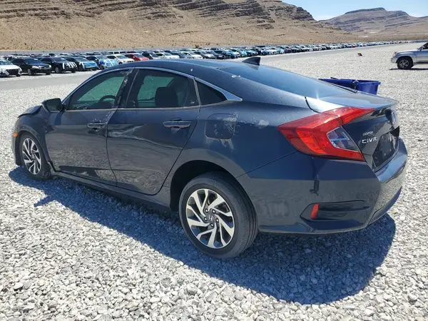 19XFC2F7XJE010450 2018 HONDA CIVIC - Image 2