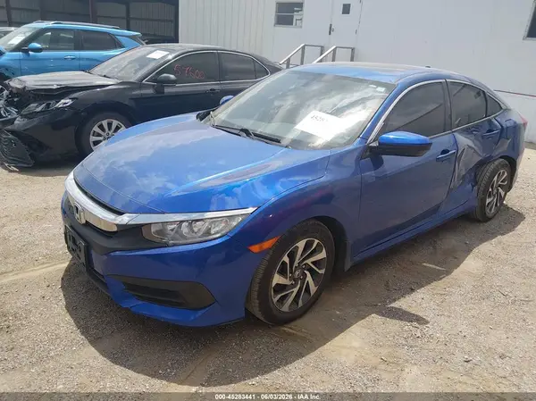 19XFC2F7XJE014823 2018 HONDA CIVIC - Image 2