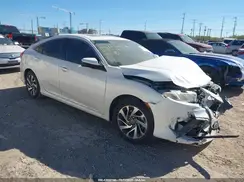 19XFC2F7XJE015048 2018 HONDA CIVIC