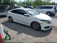 19XFC2F7XJE022727 2018 HONDA CIVIC