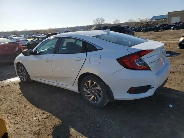 19XFC2F7XJE024607 2018 HONDA CIVIC - Image 2