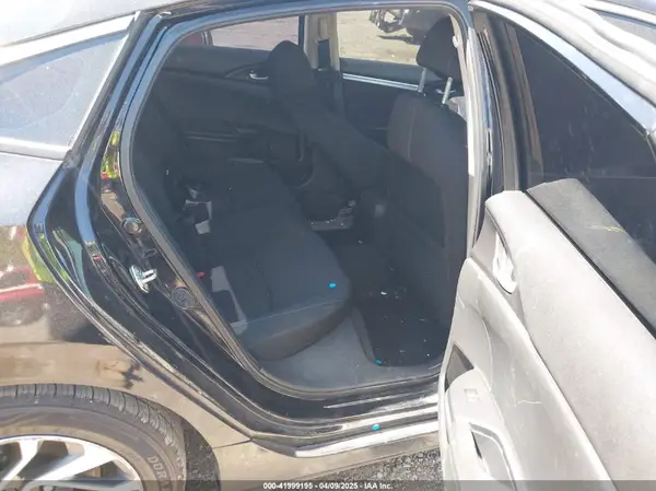 19XFC2F7XJE032237 2018 HONDA CIVIC - Image 8
