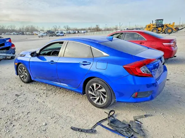 19XFC2F7XJE034098 2018 HONDA CIVIC - Image 2