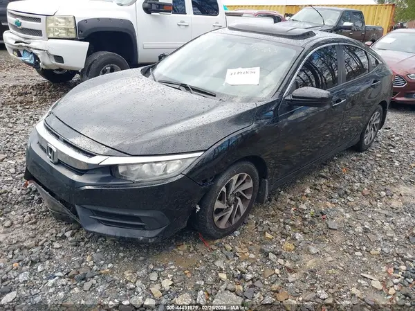 19XFC2F7XJE036336 2018 HONDA CIVIC - Image 2