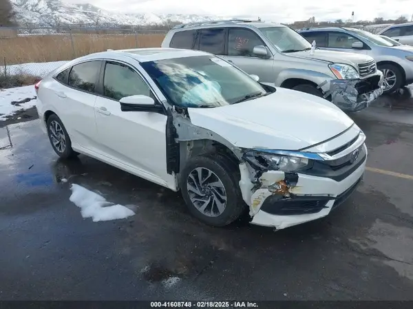 19XFC2F7XJE038930 2018 HONDA CIVIC - Image 1