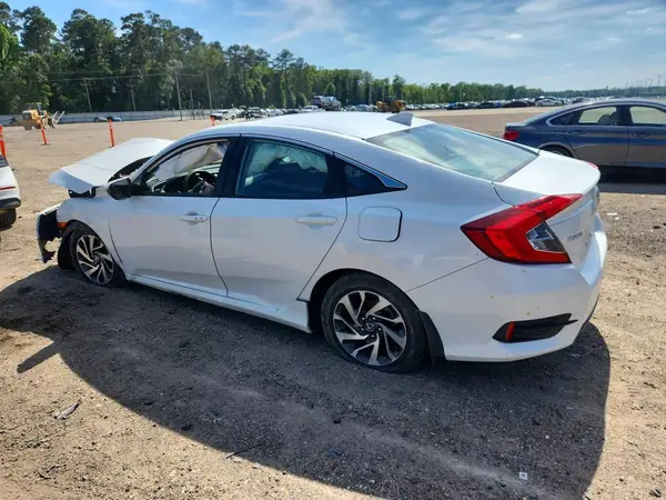 19XFC2F7XJE039043 2018 HONDA CIVIC - Image 2