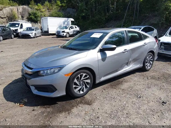 19XFC2F7XJE202466 2018 HONDA CIVIC - Image 2