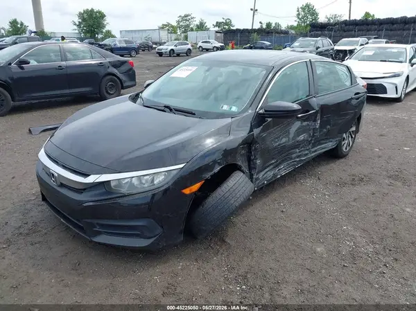 19XFC2F7XJE204797 2018 HONDA CIVIC - Image 2