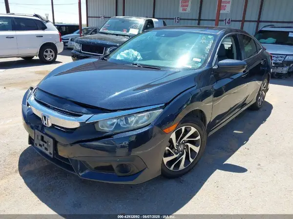 19XFC2F80HE075584 2017 HONDA CIVIC - Image 2