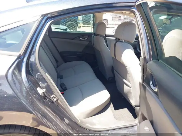 19XFC2F80HE075584 2017 HONDA CIVIC - Image 8