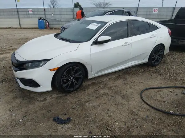 19XFC2F80KE021533 2019 HONDA CIVIC - Image 2