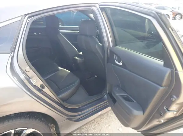 19XFC2F80KE035920 2019 HONDA CIVIC - Image 8