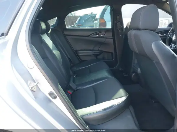 19XFC2F80KE214586 2019 HONDA CIVIC - Image 8
