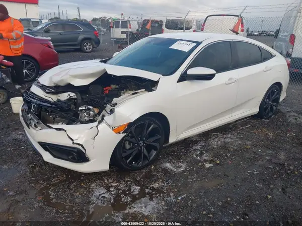 19XFC2F80LE005611 2020 HONDA CIVIC - Image 2