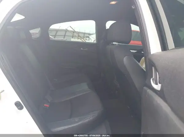 19XFC2F81KE019306 2019 HONDA CIVIC - Image 8