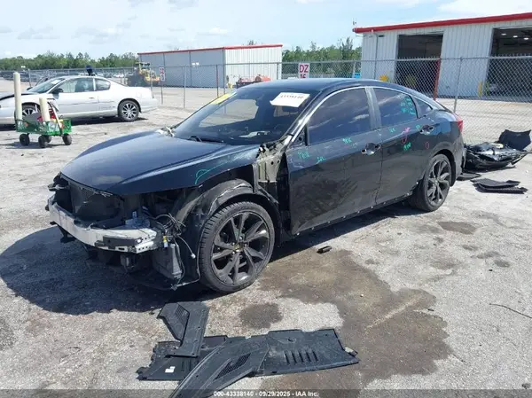 19XFC2F81KE047350 2019 HONDA CIVIC - Image 2