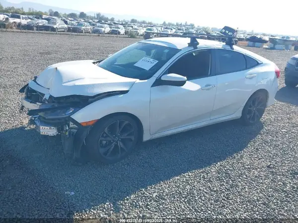 19XFC2F81KE210580 2019 HONDA CIVIC - Image 2