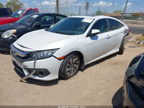 19XFC2F82GE001632 2016 HONDA CIVIC - Image 2
