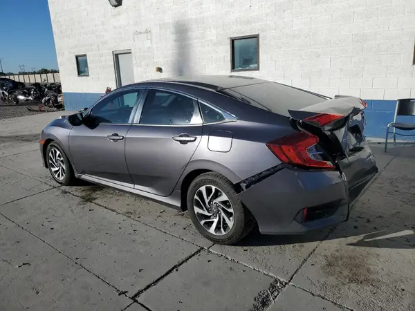 19XFC2F82GE050975 2016 HONDA CIVIC - Image 2