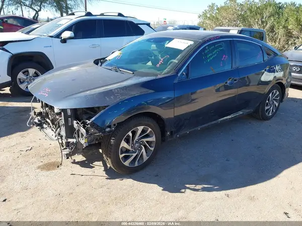 19XFC2F82GE055061 2016 HONDA CIVIC - Image 2