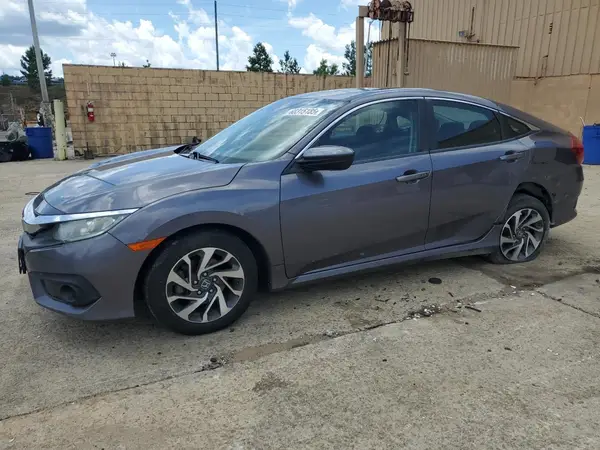 19XFC2F82GE058462 2016 HONDA CIVIC - Image 1