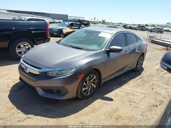 19XFC2F82HE017430 2017 HONDA CIVIC - Image 2