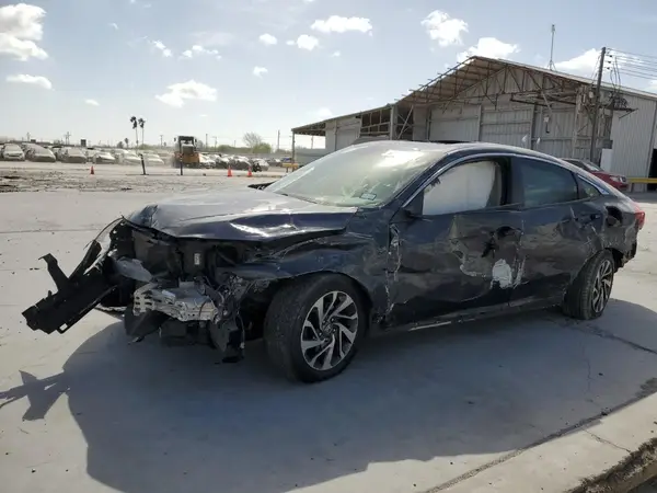 19XFC2F82JE013321 2018 HONDA CIVIC - Image 1