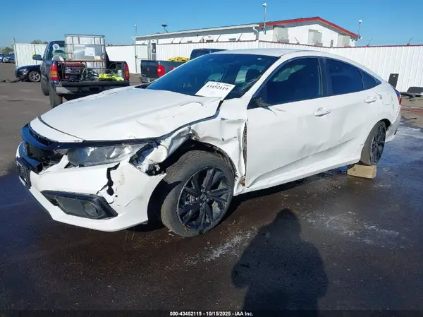 19XFC2F82KE007987 2019 HONDA CIVIC - Image 2