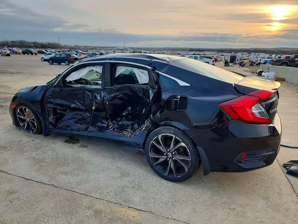 19XFC2F82KE009349 2019 HONDA CIVIC - Image 2