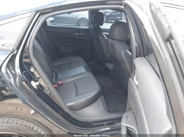19XFC2F82KE037989 2019 HONDA CIVIC - Image 8